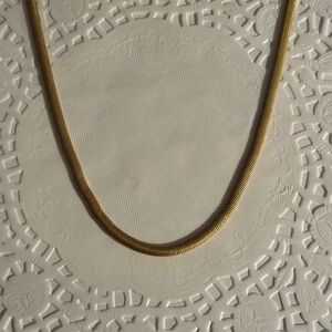 Elegant Gold Necklace